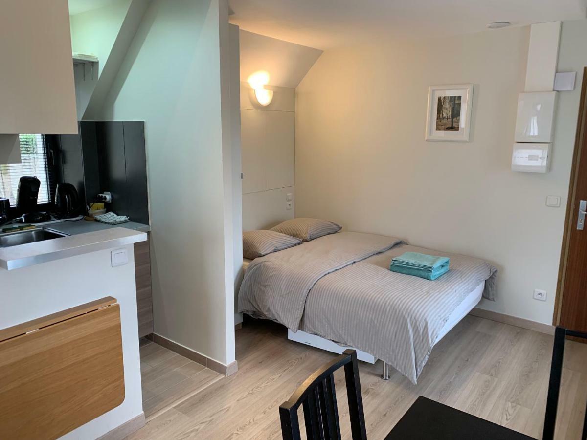 Jouy La Longere, Proche Hec, Versailles, Parking Prive Gratuit Exterior foto